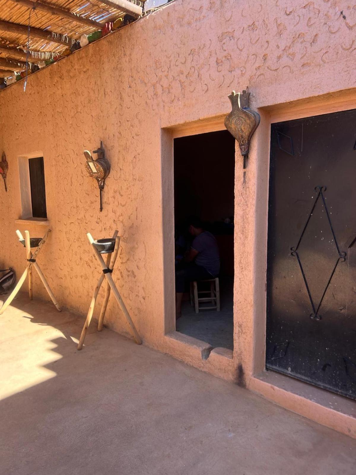 La Petite Maison Du Lac Iriki Foum Zguid Kültér fotó