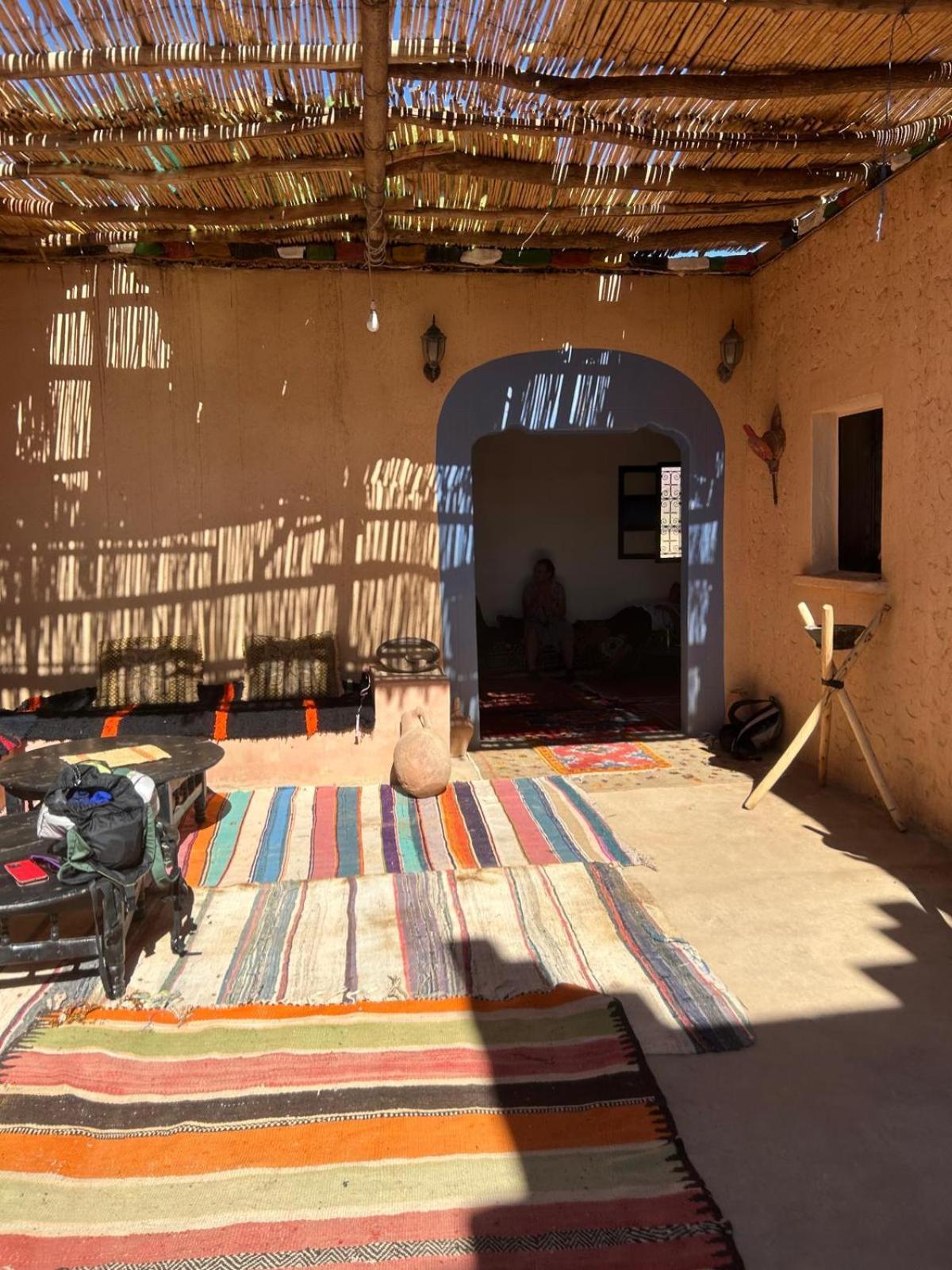 La Petite Maison Du Lac Iriki Foum Zguid Kültér fotó